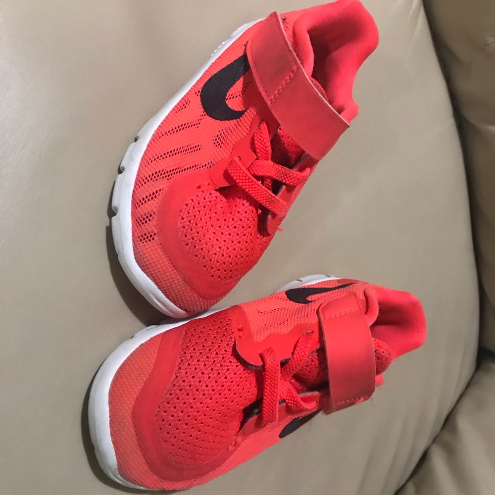 Nike’s toddler 8